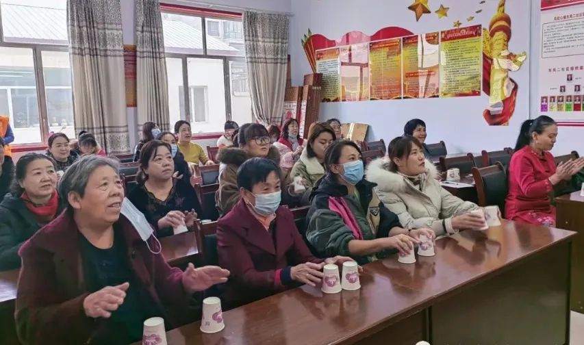新時(shí)代文明實(shí)踐站 多彩活動(dòng)點(diǎn)亮居民幸福生活